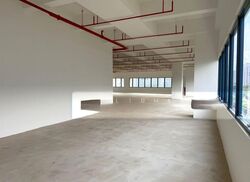 Commonwealth Drive (D3), Factory #490238101